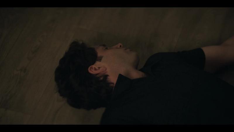 Кадры из сериала Ты (2018)